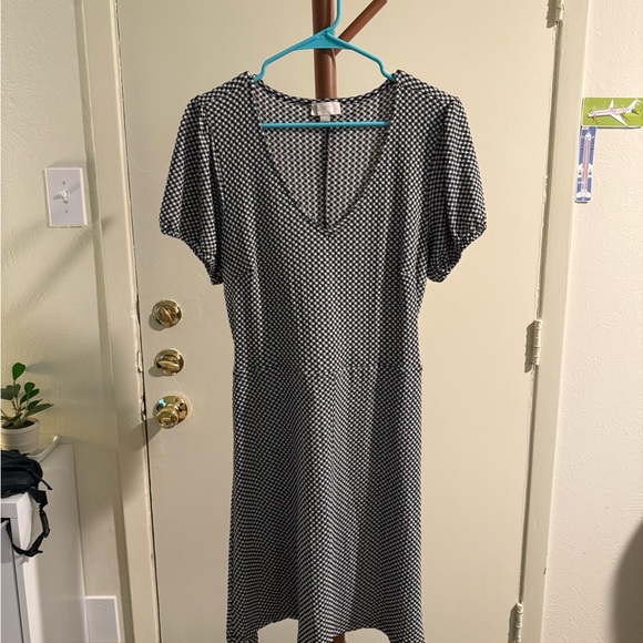 Loft Elegant Black and White Dress - Picture 1 of 4